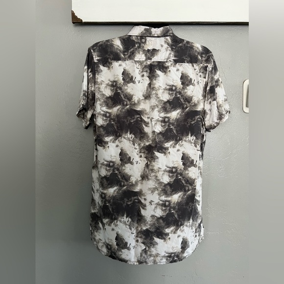 The Rail Mens Grey and white Short
Sleeve Button Down Shirt size L - Picture 2 of 7